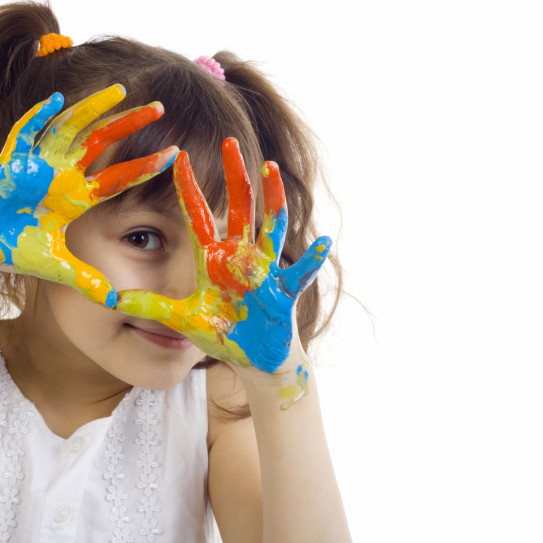 Image of girl with paint on hands